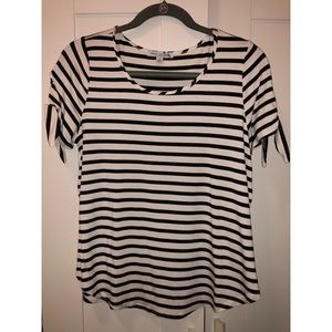 Black and white striped shirt sleeve top.